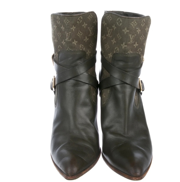 Louis Vuitton Monogram Pointed-Toe Booties - Picture 2 of 12